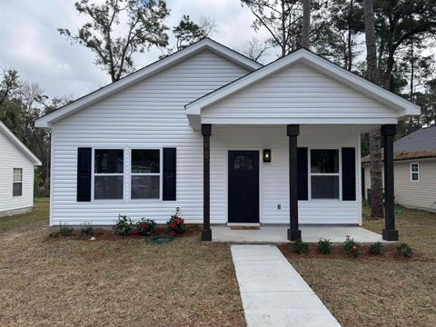 A home in Crawfordville