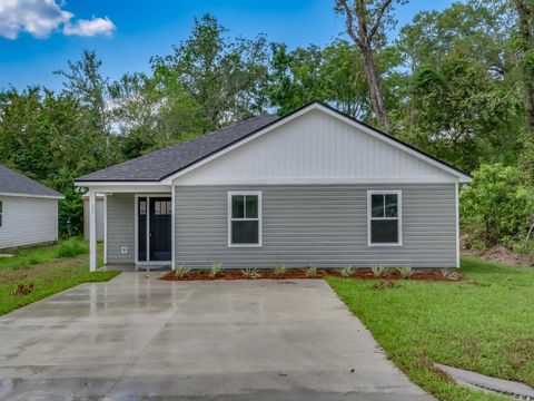 A home in Crawfordville