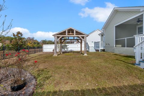 Tiny photo for 2790 Sweet Ridge Street, Tallahassee, FL 32308 (MLS # 394527)