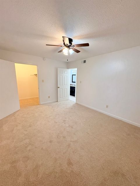 Tiny photo for 1530 LIVE OAK Drive #B3, Tallahassee, FL 32301 (MLS # 395712)