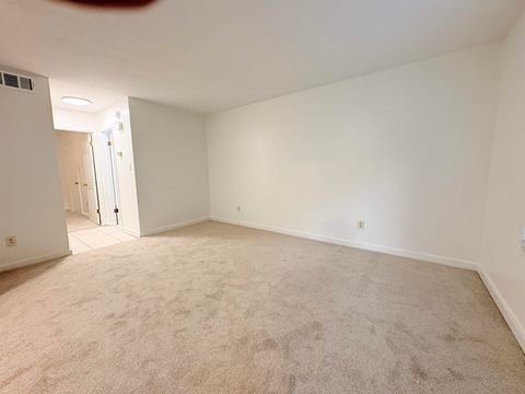 Tiny photo for 1530 LIVE OAK Drive #B3, Tallahassee, FL 32301 (MLS # 395712)