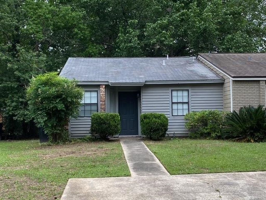 Photo of 3213 Mound Drive, Tallahassee, FL 32309 (MLS # 400406)