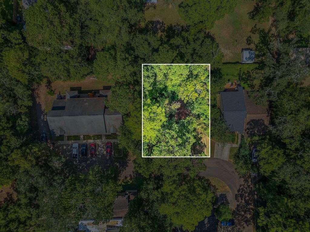 Photo of 0 Belmont Trace, Tallahassee, FL 32301 (MLS # 391753)