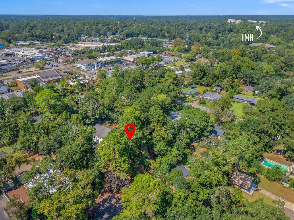 Photo of 0 Belmont Trace, Tallahassee, FL 32301 (MLS # 391753)