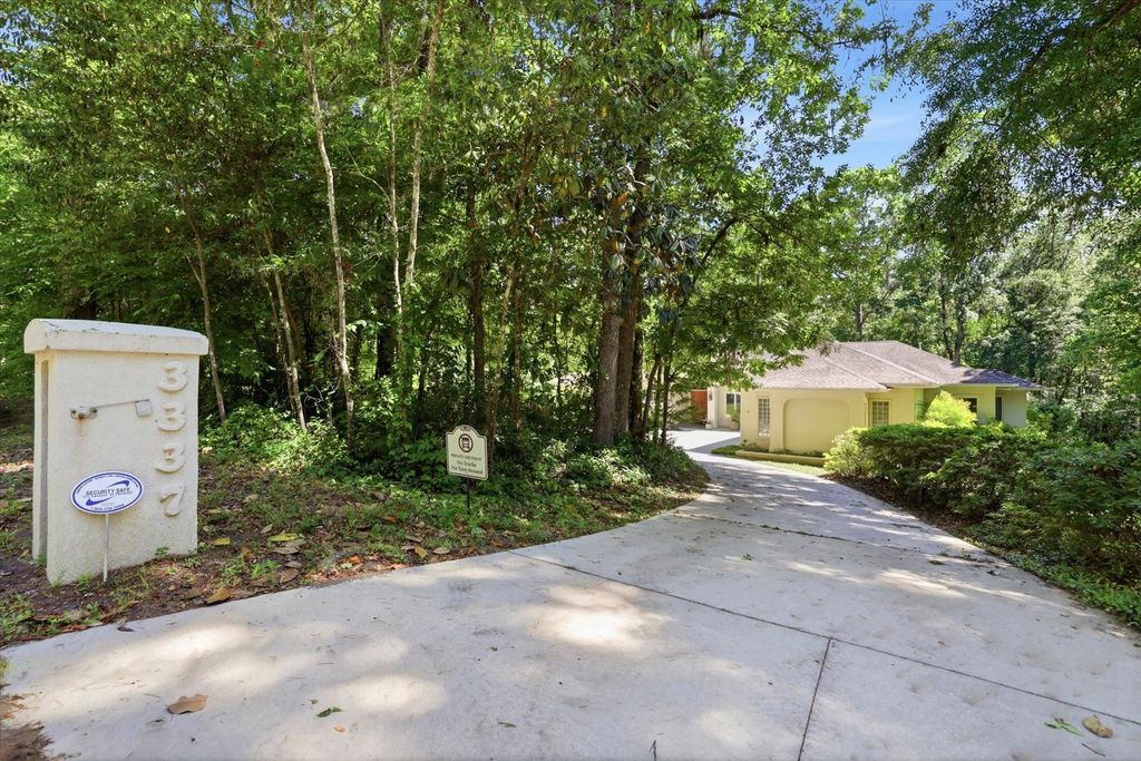 Photo of 3337 Charleston Road, Tallahassee, FL 32309 (MLS # 398410)