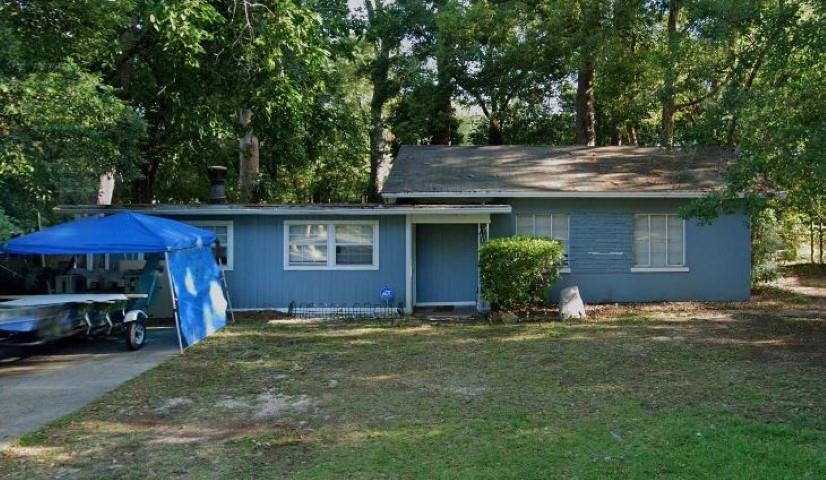 2029 & 2033 Desiree Court -