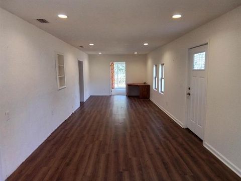 Tiny photo for 3657 Coastal Highway Highway, Crawfordville, FL 32327 (MLS # 398164)