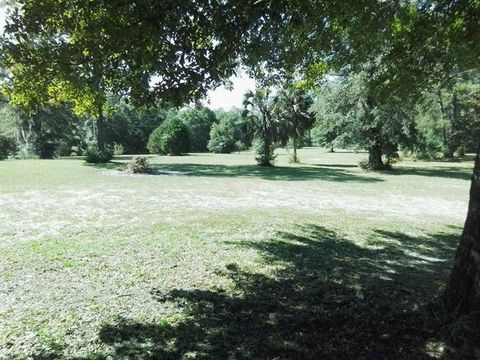 Tiny photo for 3657 Coastal Highway Highway, Crawfordville, FL 32327 (MLS # 398164)
