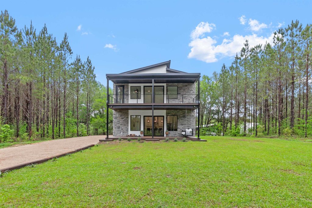 Photo of 10080 Mahan Drive, Tallahassee, FL 32309 (MLS # 402232)