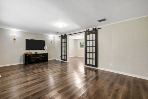 Tiny photo for 2009 WOODSTOCK Lane, Tallahassee, FL 32303 (MLS # 400938)