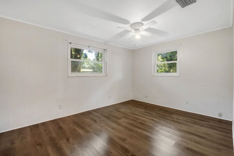 Tiny photo for 2009 WOODSTOCK Lane, Tallahassee, FL 32303 (MLS # 400938)