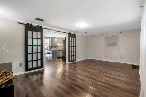 Tiny photo for 2009 WOODSTOCK Lane, Tallahassee, FL 32303 (MLS # 400938)