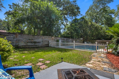 Tiny photo for 2009 WOODSTOCK Lane, Tallahassee, FL 32303 (MLS # 400938)