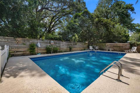 Tiny photo for 2009 WOODSTOCK Lane, Tallahassee, FL 32303 (MLS # 400938)