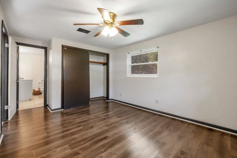 Tiny photo for 2009 WOODSTOCK Lane, Tallahassee, FL 32303 (MLS # 400938)