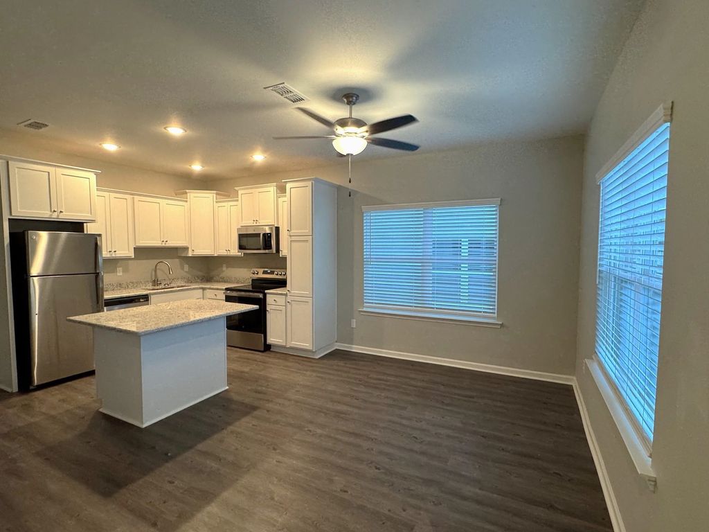 Photo of 1954 Evanston Avenue #604, Tallahassee, FL 32304 (MLS # 394346)