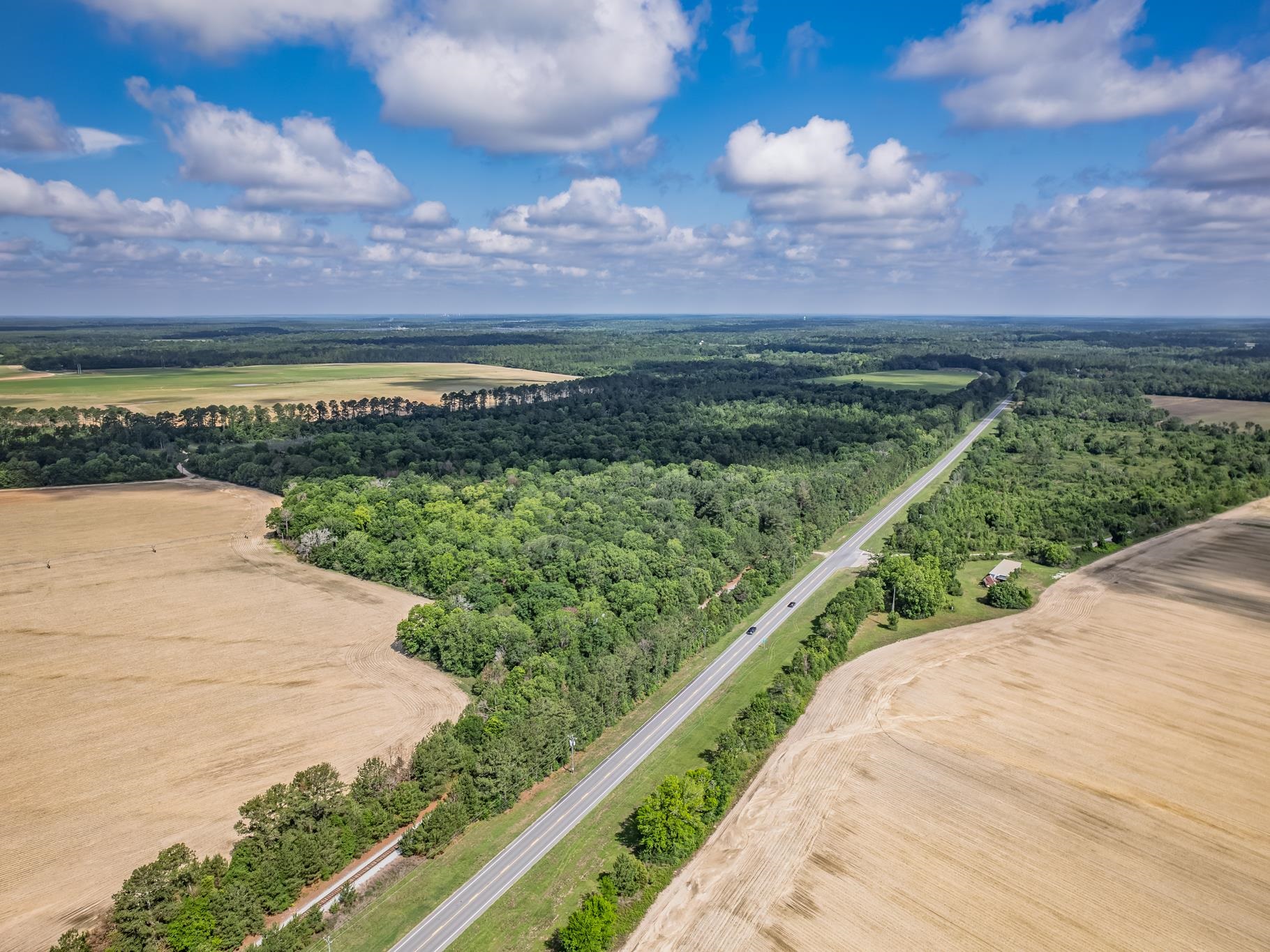 xx HOUGH FARM RD