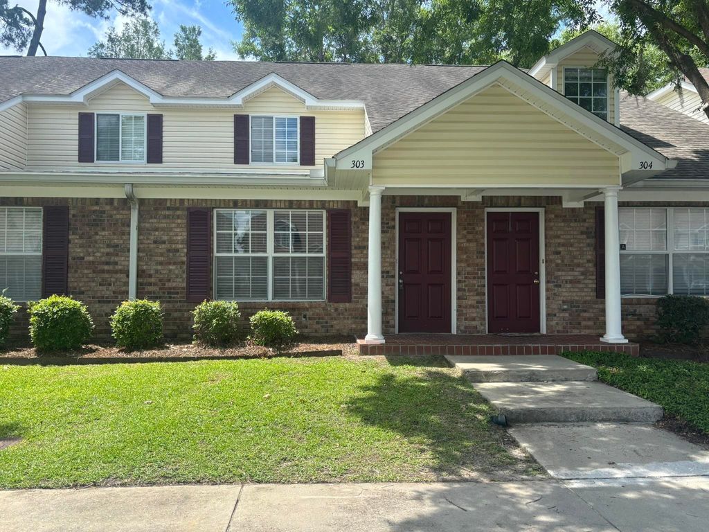 Photo of 4434 Gearhart Road #303, Tallahassee, FL 32303 (MLS # 400548)