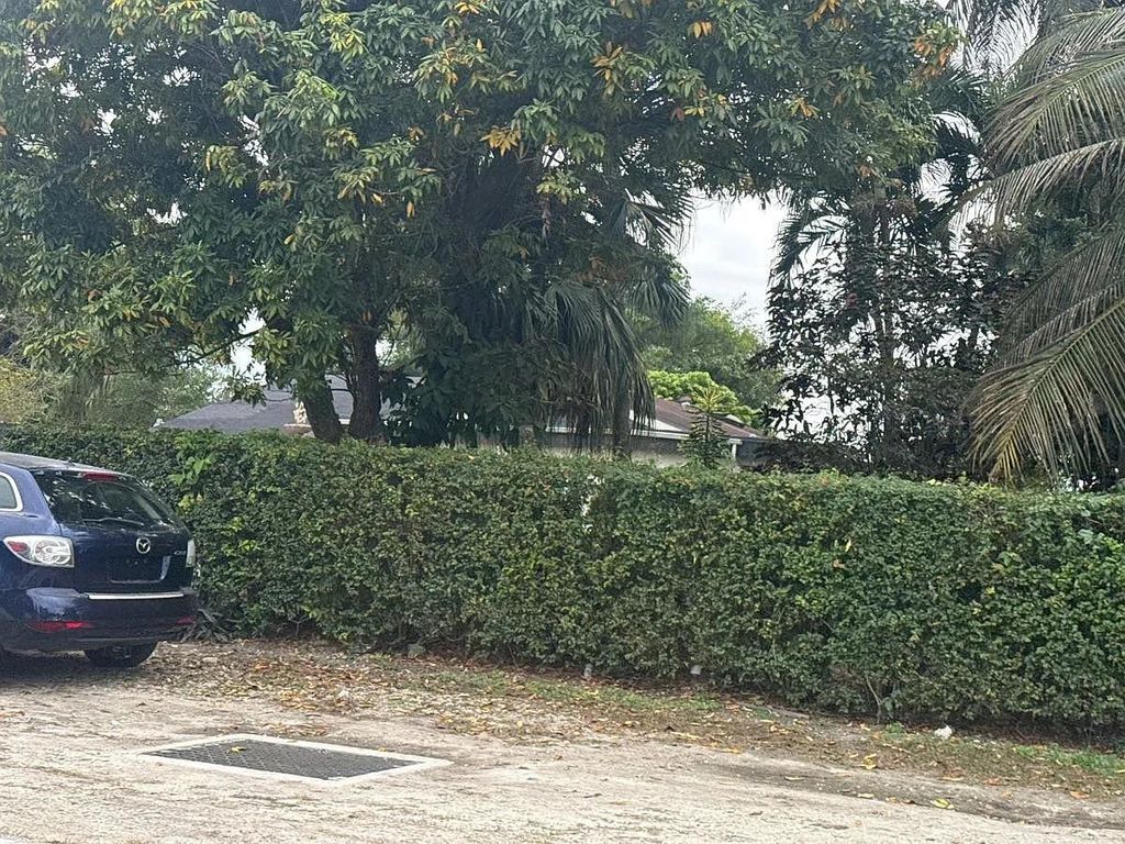 Photo of 17820 SW 200th Street, Miami, FL 33187 (MLS # 395475)