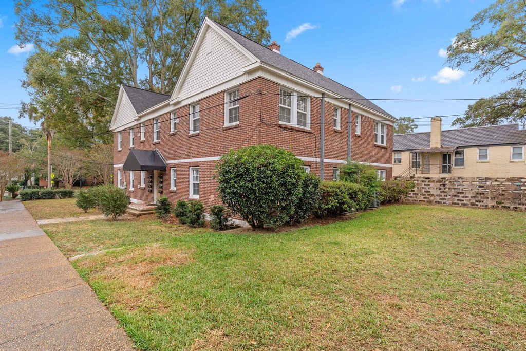 Photo of 557 Beverly Court #1, Tallahassee, FL 32301 (MLS # 395166)