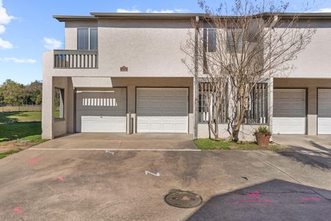 Photo of 1333 AIRPORT Drive, Tallahassee, FL 32304 (MLS # 397416)