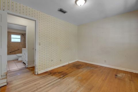 Tiny photo for 3765 Lakeview Drive, Tallahassee, FL 32310 (MLS # 397890)