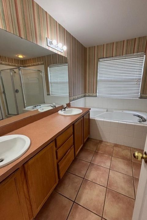 Tiny photo for 4909 Park View Court, Tallahassee, FL 32311 (MLS # 393815)