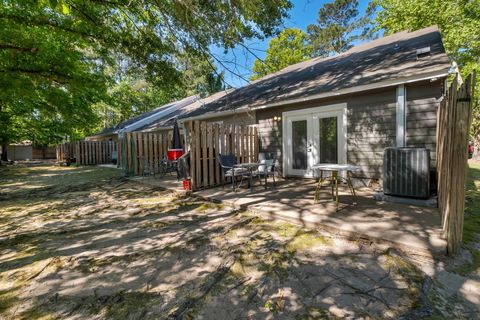 Tiny photo for 2889 JIM LEE Road, Tallahassee, FL 32301 (MLS # 399298)