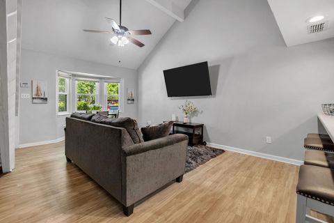 Tiny photo for 2889 JIM LEE Road, Tallahassee, FL 32301 (MLS # 399298)