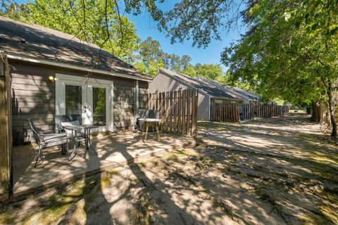 Tiny photo for 2889 JIM LEE Road, Tallahassee, FL 32301 (MLS # 399298)