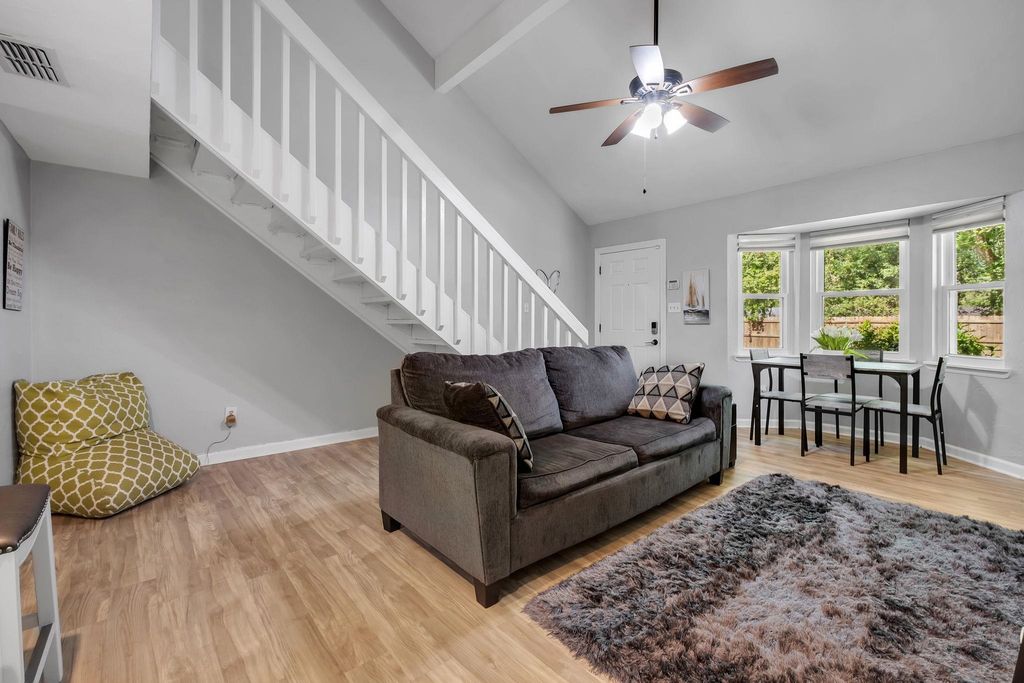Photo of 2889 JIM LEE Road, Tallahassee, FL 32301 (MLS # 399298)