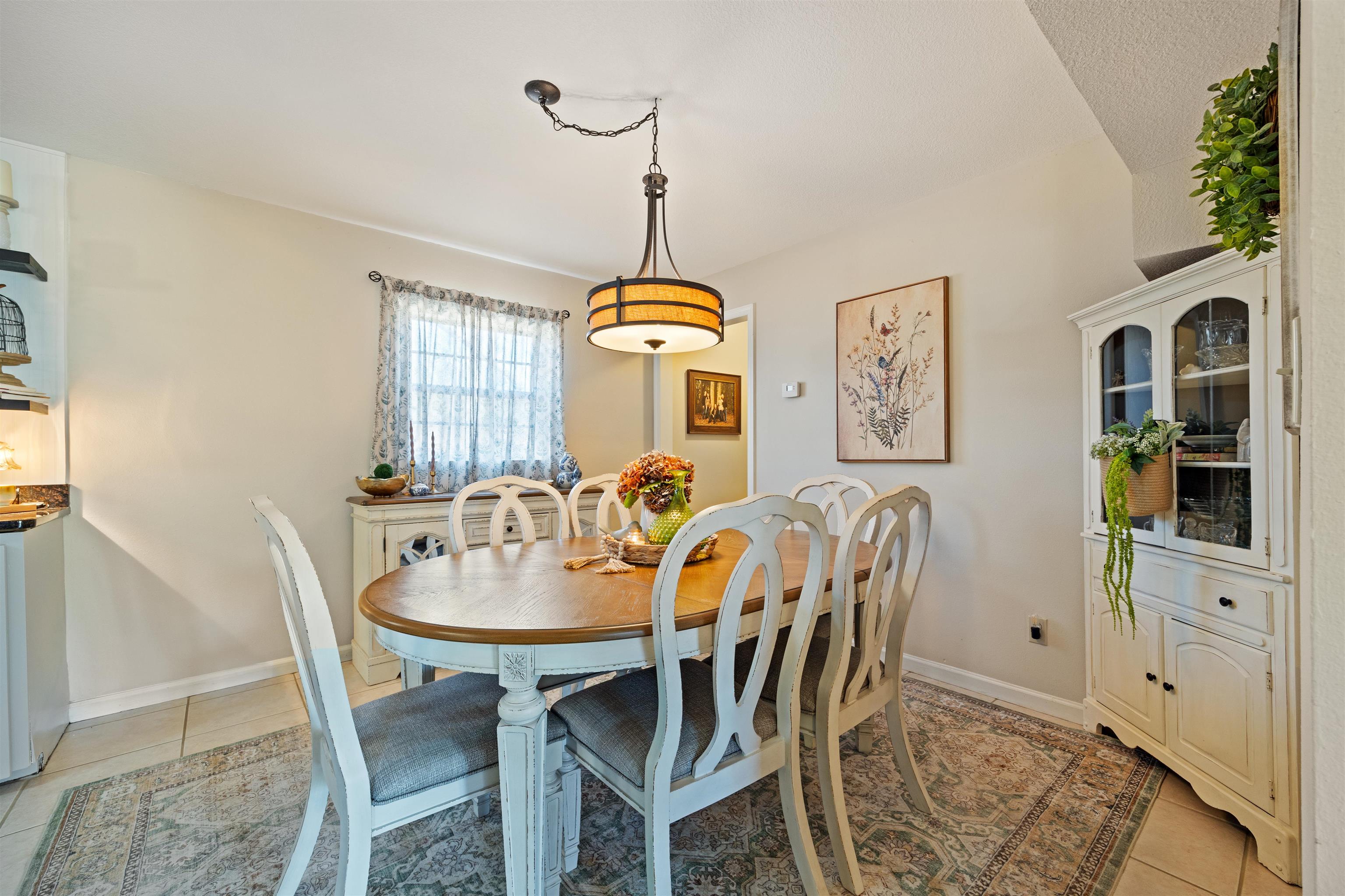 1020 W Lyman Hendry Road