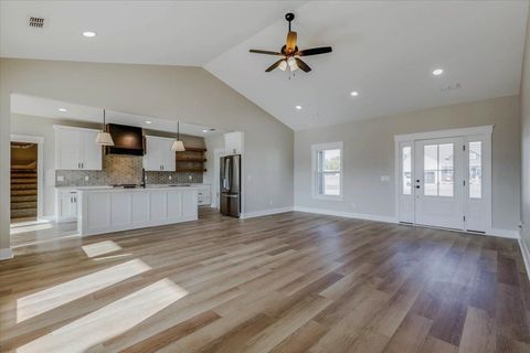 Tiny photo for 37 Windsor Way, Crawfordville, FL 32327 (MLS # 397688)