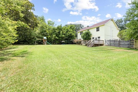 A home in TALLAHASSEE