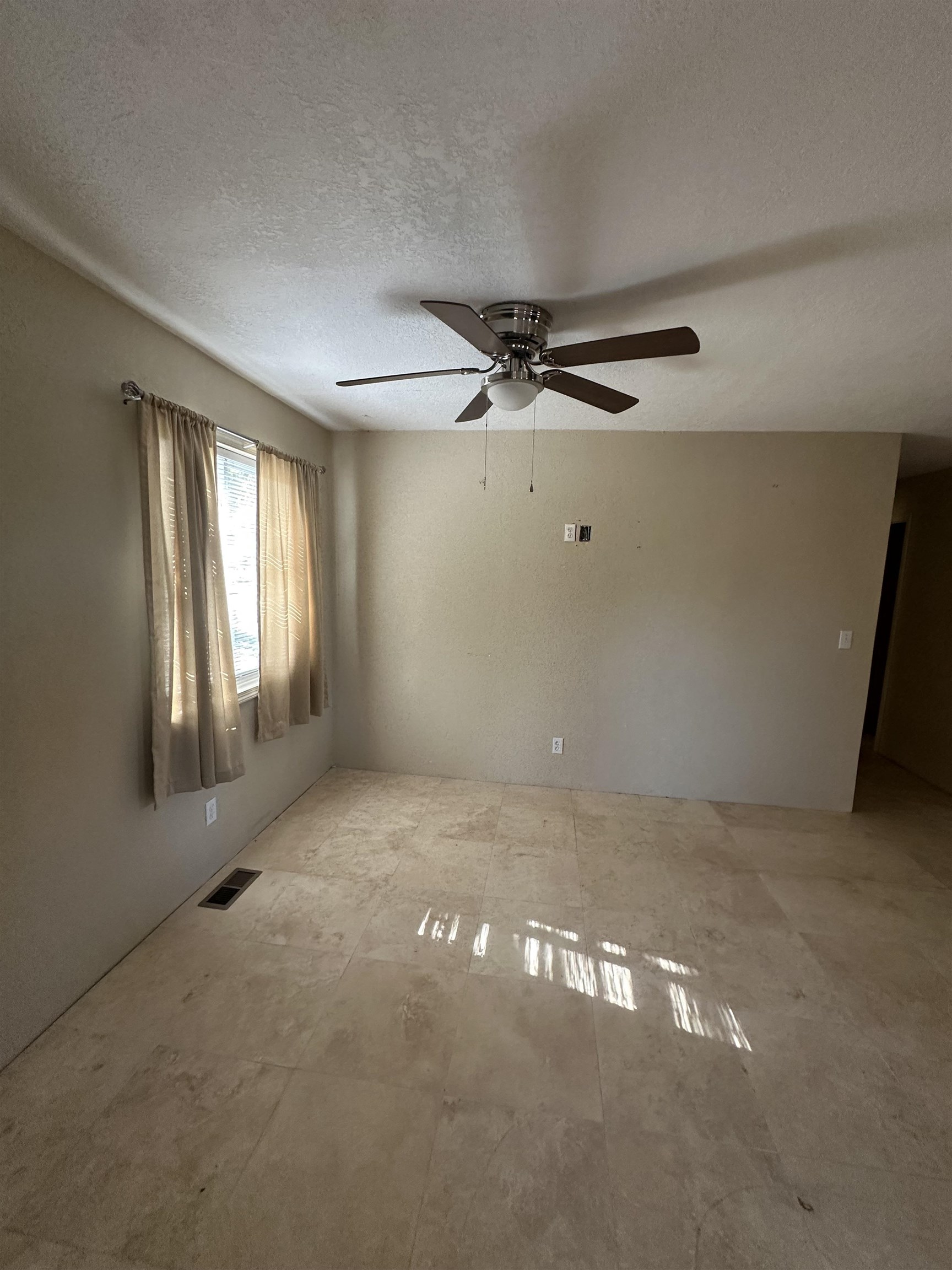 3518 NE PERSIMMON Drive