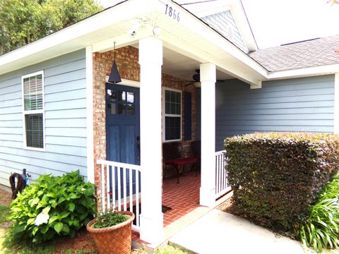 A home in TALLAHASSEE