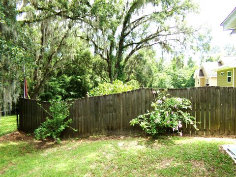 A home in TALLAHASSEE