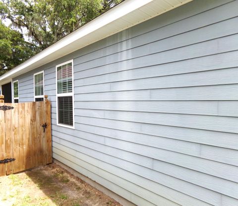 A home in TALLAHASSEE