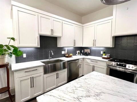 Tiny photo for 1543 Pine Street, Tallahassee, FL 32303 (MLS # 398543)