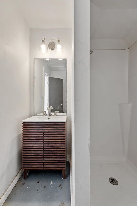 Tiny photo for 2240 Armistead Road, Tallahassee, FL 32308 (MLS # 394670)