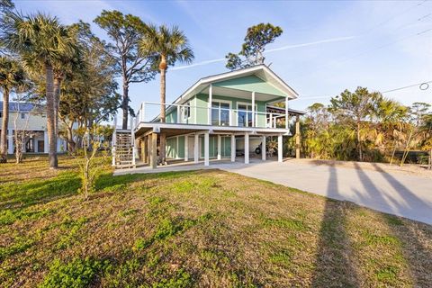 Tiny photo for 201 NW First Avenue, Steinhatchee, FL 32359 (MLS # 395345)