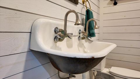 Tiny photo for 201 NW First Avenue, Steinhatchee, FL 32359 (MLS # 395345)