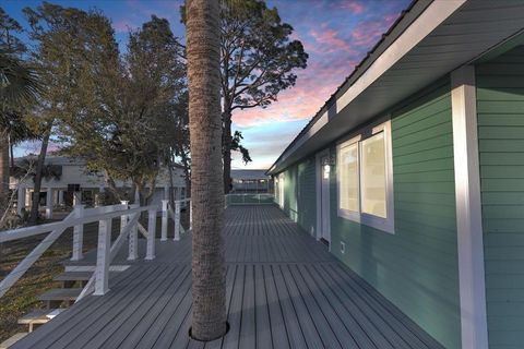 Tiny photo for 201 NW First Avenue, Steinhatchee, FL 32359 (MLS # 395345)