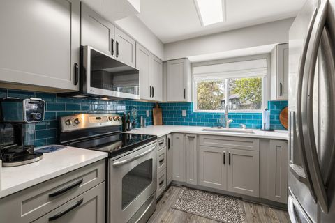 2949 Shamrock N Apt 32, Tallahassee, FL 32309 - MLS#: 384692