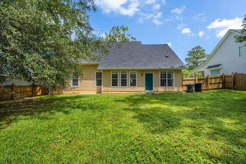 Tiny photo for 848 Eagle View Drive, Tallahassee, FL 32311 (MLS # 391897)