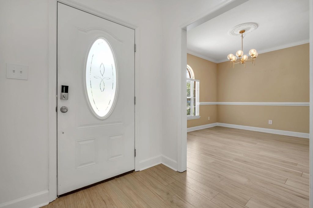 Photo of 848 Eagle View Drive, Tallahassee, FL 32311 (MLS # 391897)