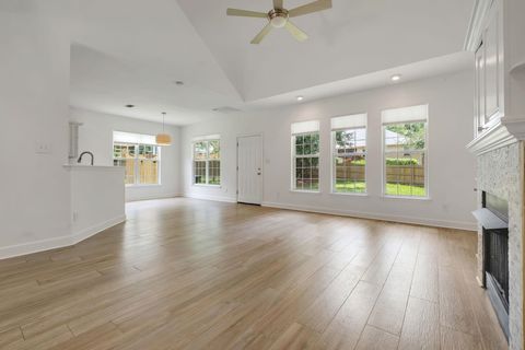 Tiny photo for 848 Eagle View Drive, Tallahassee, FL 32311 (MLS # 391897)