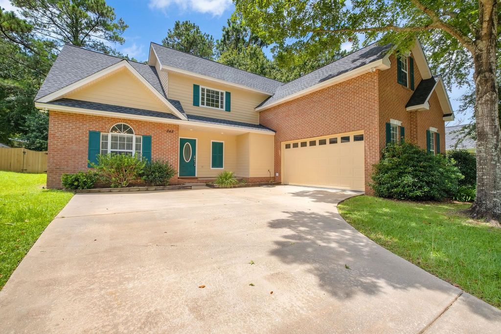 Photo of 848 Eagle View Drive, Tallahassee, FL 32311 (MLS # 391897)