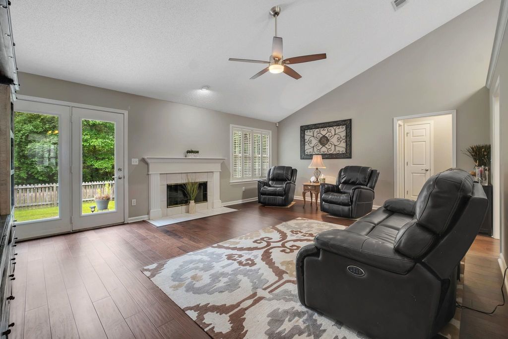 Photo of 2801 GREEN FOREST Lane, Tallahassee, FL 32312 (MLS # 399665)