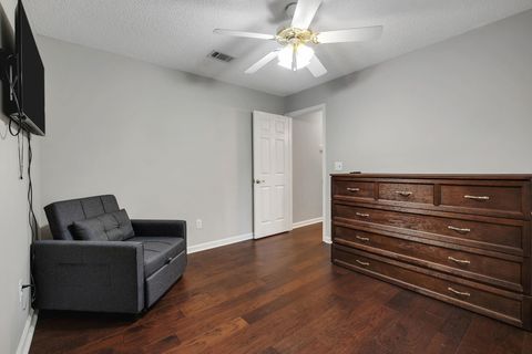 Tiny photo for 2801 GREEN FOREST Lane, Tallahassee, FL 32312 (MLS # 399665)